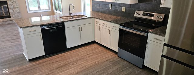 3130 Summerfield Drive, Indianapolis, IN 46214