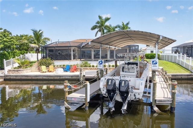 8 NW 36th AVE, Cape Coral, FL 33993