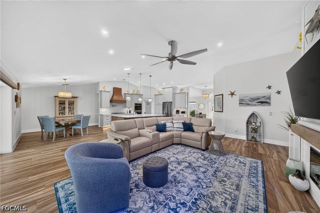 8 NW 36th AVE, Cape Coral, FL 33993