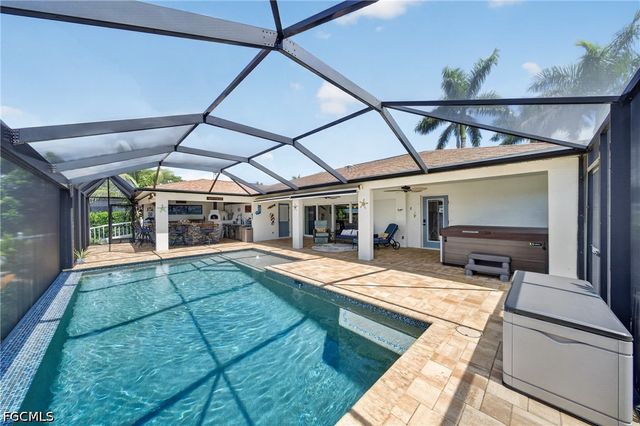 8 NW 36th AVE, Cape Coral, FL 33993