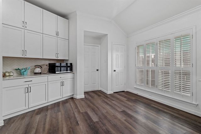 17708 Hillcrest Road, Dallas, TX 75252