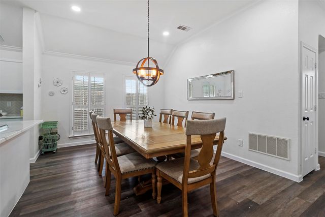 17708 Hillcrest Road, Dallas, TX 75252