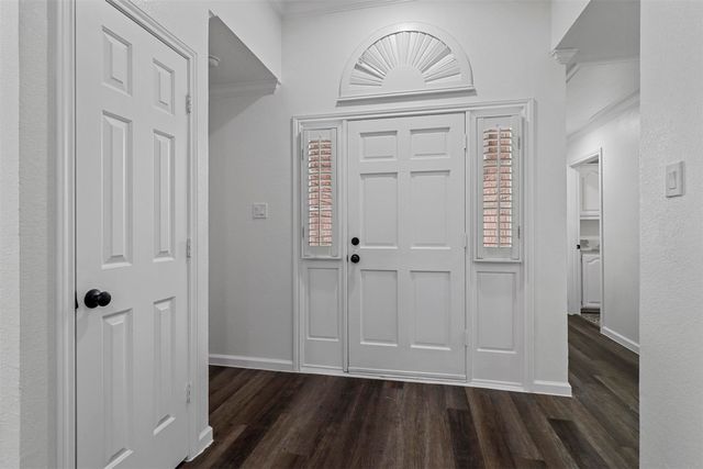 17708 Hillcrest Road, Dallas, TX 75252