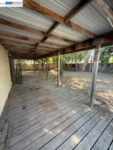 3730 Platt Ct, Pleasanton, CA 94588
