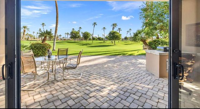 56228 Palms Drive, La Quinta, CA 92253