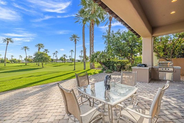 56228 Palms Drive, La Quinta, CA 92253