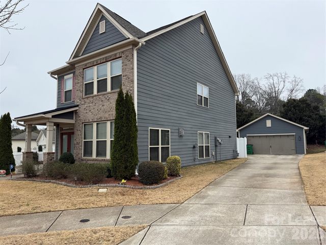 8708 Aspinwall Drive, Charlotte, NC 28216