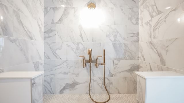 609 Zagreb Avenue, Sycamore, IL 60178