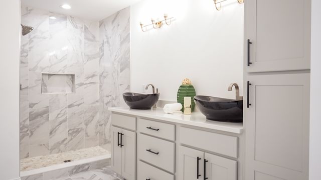 609 Zagreb Avenue, Sycamore, IL 60178