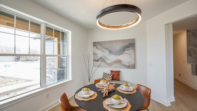 609 Zagreb Avenue, Sycamore, IL 60178