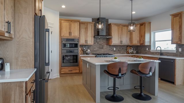 609 Zagreb Avenue, Sycamore, IL 60178