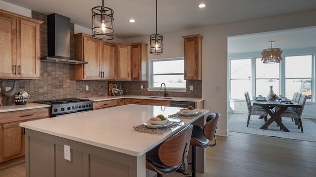 609 Zagreb Avenue, Sycamore, IL 60178