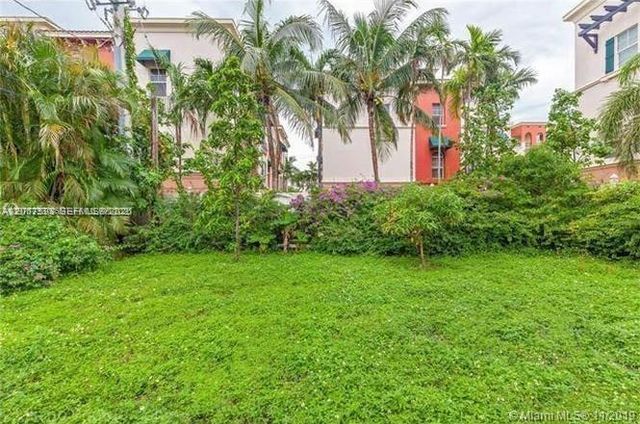 1025 NE 17th Way, Fort Lauderdale, FL 33304