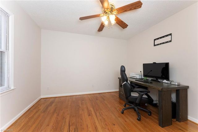 620 Lantern Ridge Drive, Winston-salem, NC 27104