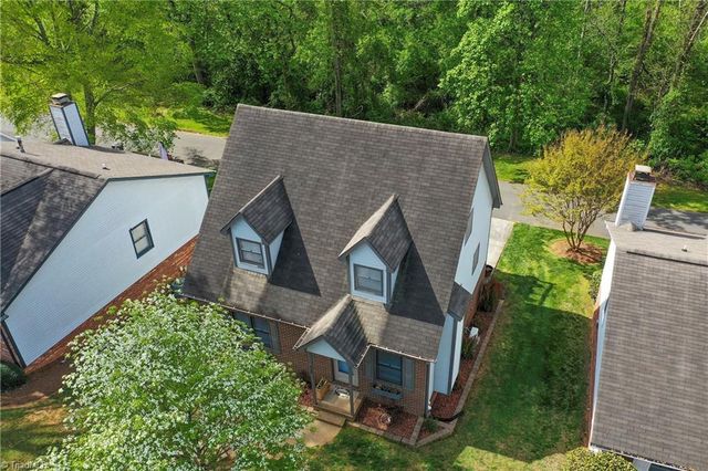 620 Lantern Ridge Drive, Winston-salem, NC 27104