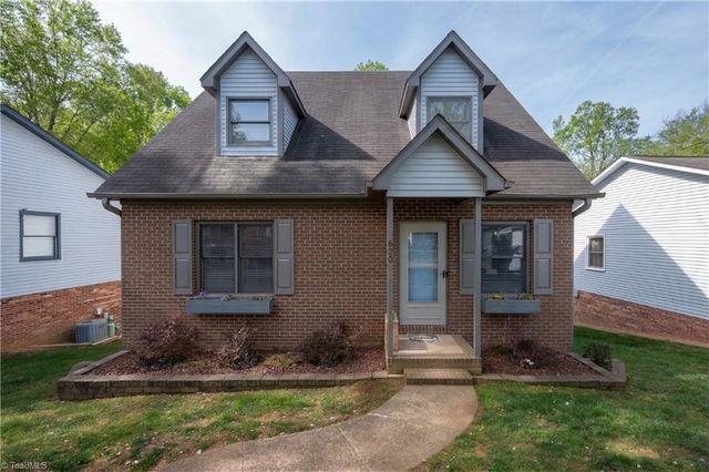 620 Lantern Ridge Drive, Winston-salem, NC 27104