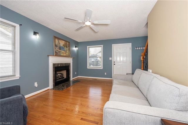620 Lantern Ridge Drive, Winston-salem, NC 27104