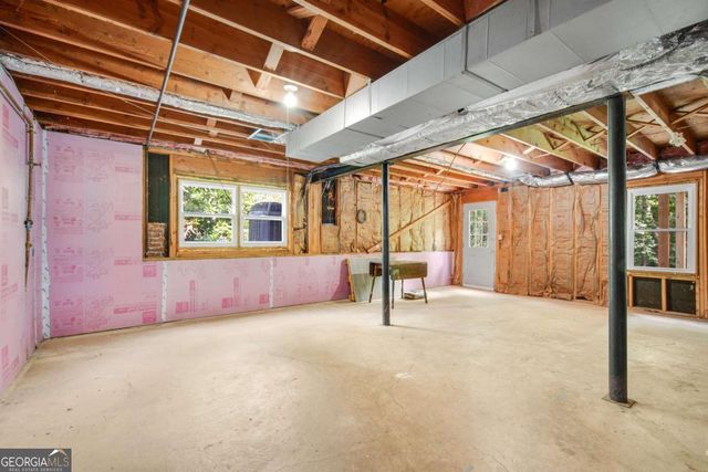 5197 Riverhill Road NE, Marietta, GA 30068