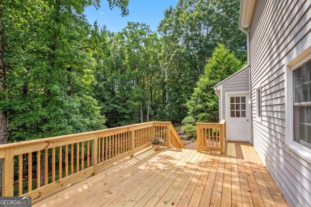 5197 Riverhill Road NE, Marietta, GA 30068