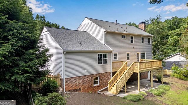 5197 Riverhill Road NE, Marietta, GA 30068