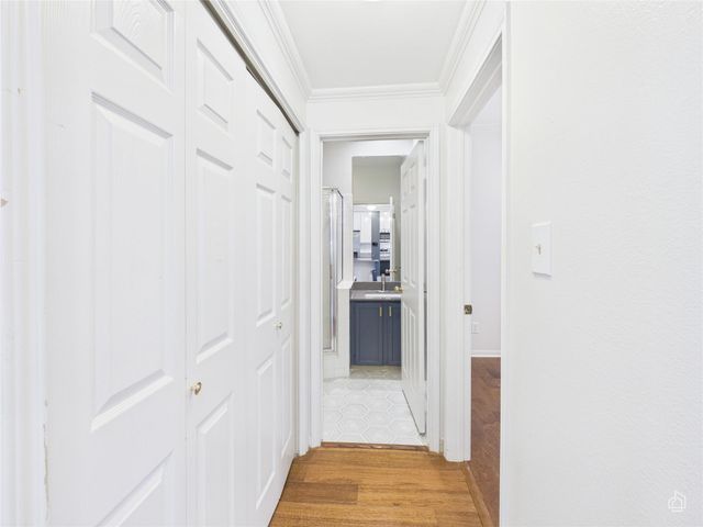 1741 Spyglass DR 2-201, Austin, TX 78746