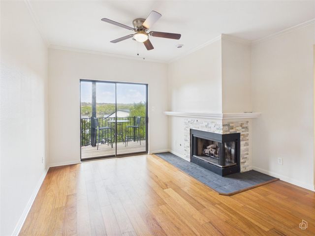 1741 Spyglass DR 2-201, Austin, TX 78746