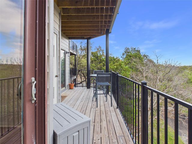 1741 Spyglass DR 2-201, Austin, TX 78746