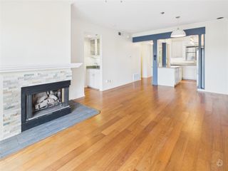 1741 Spyglass DR 2-201, Austin, TX 78746