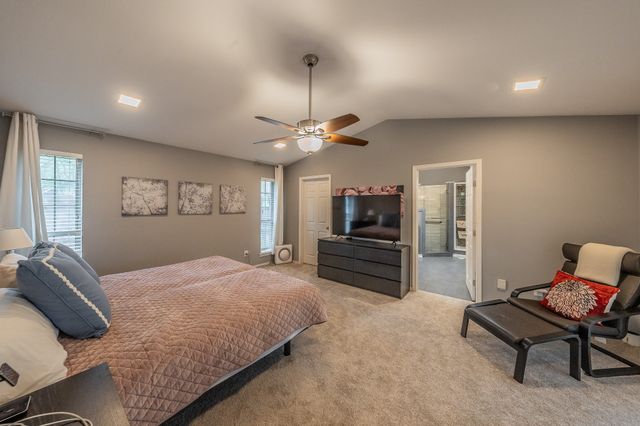 2609 Shadow Ridge Drive, Arlington, TX 76006