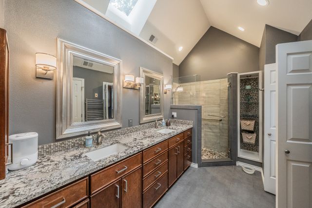 2609 Shadow Ridge Drive, Arlington, TX 76006