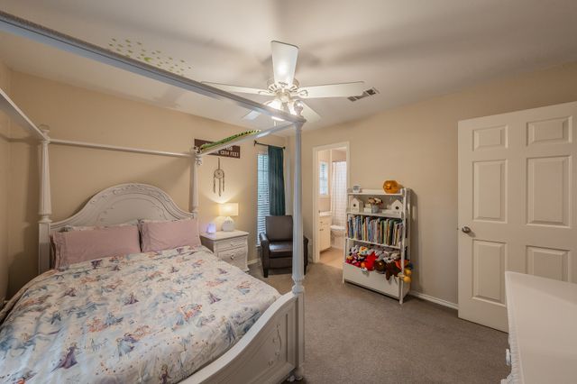 2609 Shadow Ridge Drive, Arlington, TX 76006