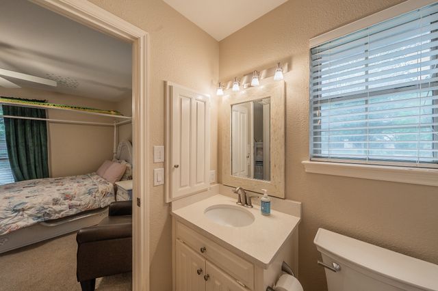 2609 Shadow Ridge Drive, Arlington, TX 76006