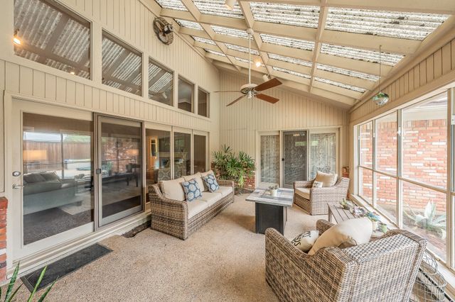 2609 Shadow Ridge Drive, Arlington, TX 76006