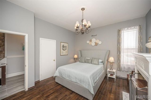 2935 Saint Vincent Avenue, St Louis, MO 63104