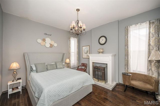 2935 Saint Vincent Avenue, St Louis, MO 63104