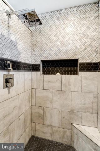 4 CRESTVIEW DR, Reading, PA 19608