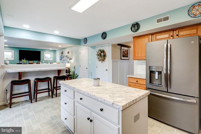 4 CRESTVIEW DR, Reading, PA 19608