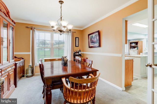 4 CRESTVIEW DR, Reading, PA 19608