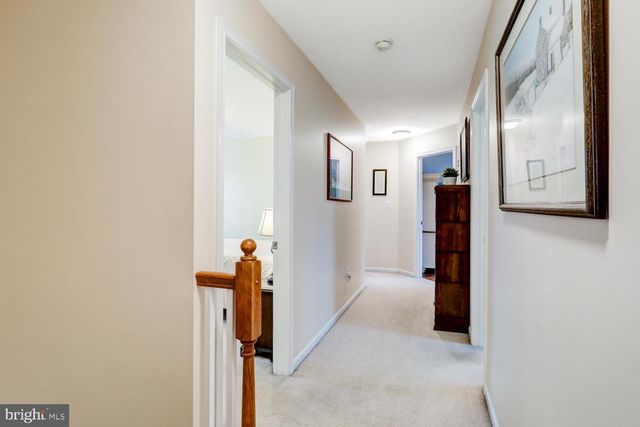 4 CRESTVIEW DR, Reading, PA 19608