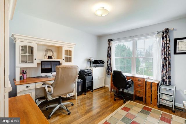 4 CRESTVIEW DR, Reading, PA 19608