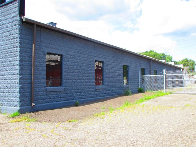 3637 E Michigan Avenue, Kalamazoo, MI 49048