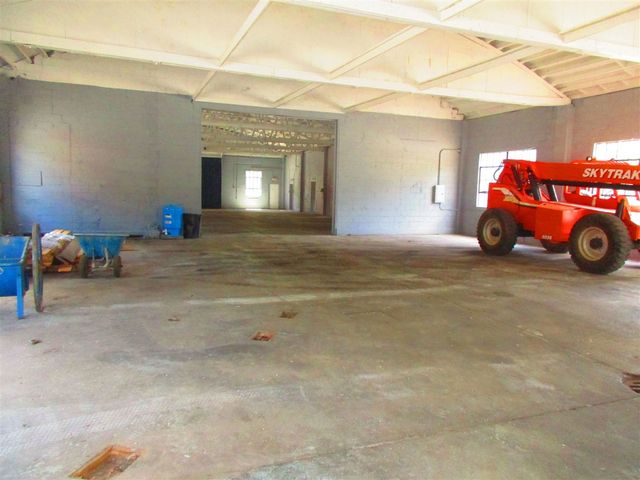 3637 E Michigan Avenue, Kalamazoo, MI 49048