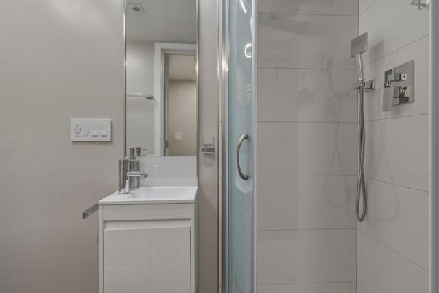 1092 Indian Summer Court 14, San Jose, CA 95122