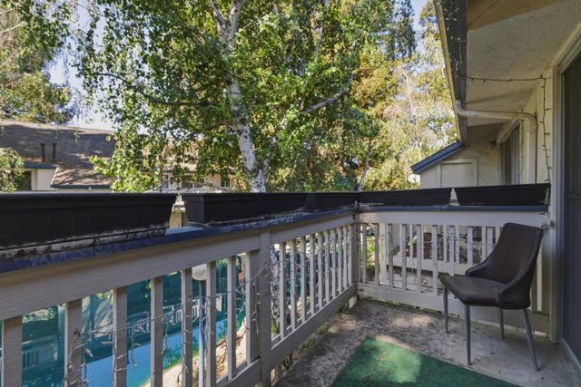1092 Indian Summer Court 14, San Jose, CA 95122