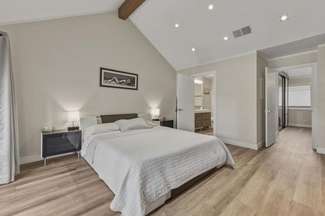 1092 Indian Summer Court 14, San Jose, CA 95122