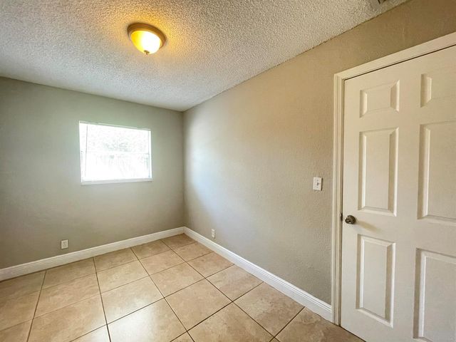 8151 SW 6th Court, North Lauderdale, FL 33068