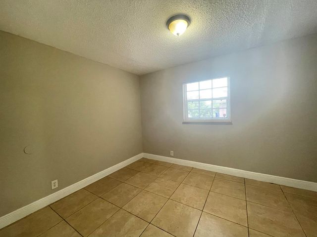 8151 SW 6th Court, North Lauderdale, FL 33068