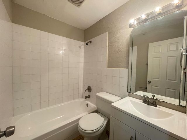 8151 SW 6th Court, North Lauderdale, FL 33068