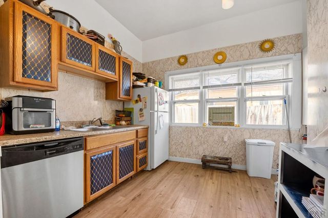 411 S 6th St, Rocky Ford, CO 81067