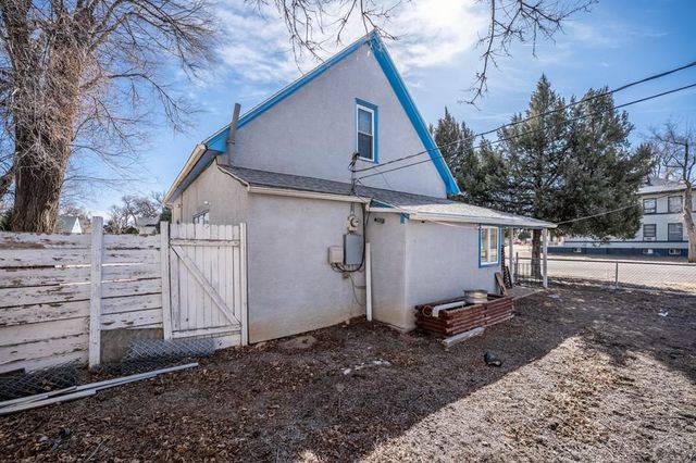 411 S 6th St, Rocky Ford, CO 81067